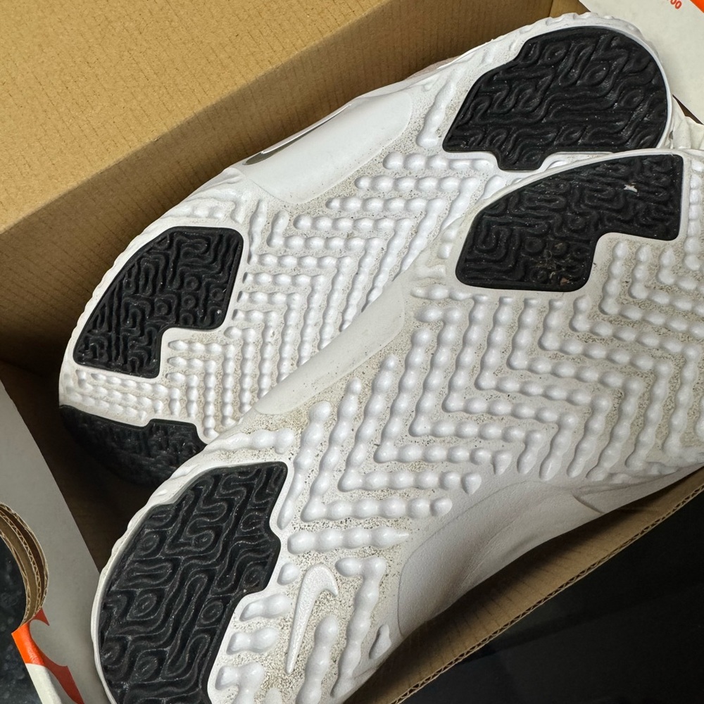Women’s Nike Renew In-Season TR 10 - Picture 2 of 3